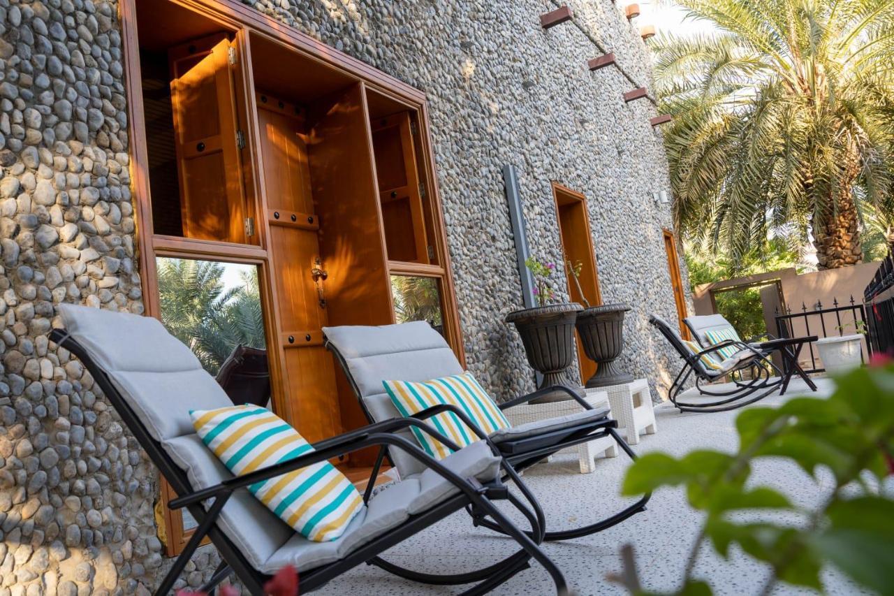 Aryaf Hostel 니즈와 외부 사진