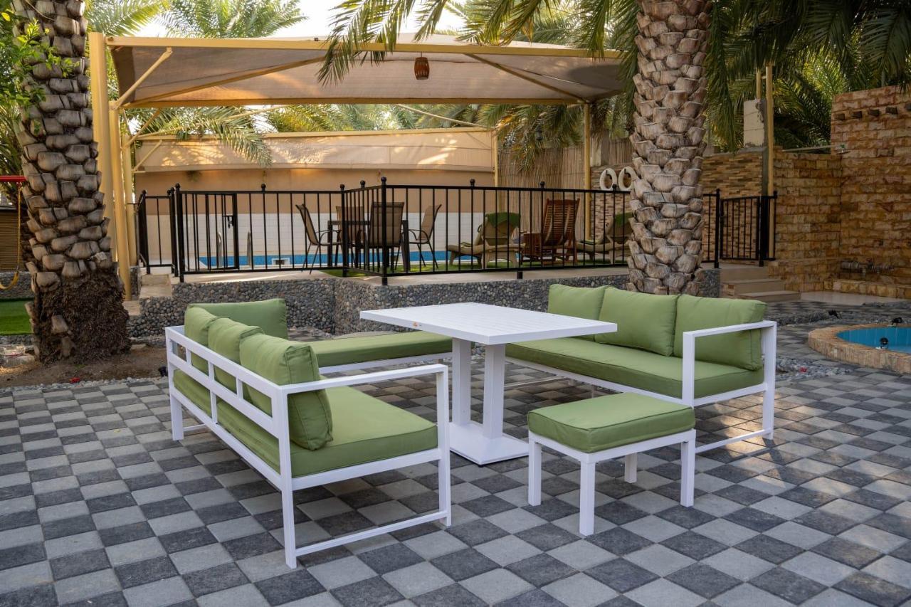Aryaf Hostel 니즈와 외부 사진