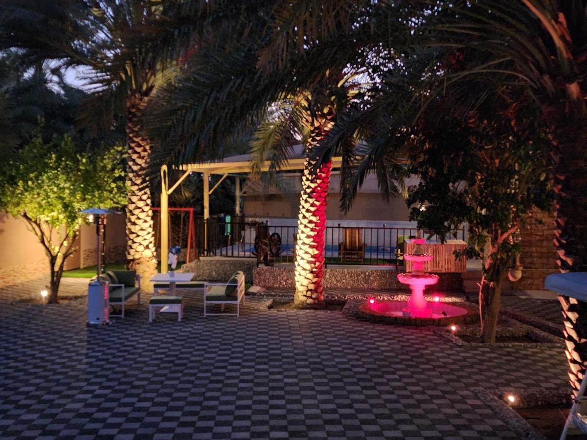 Aryaf Hostel 니즈와 외부 사진